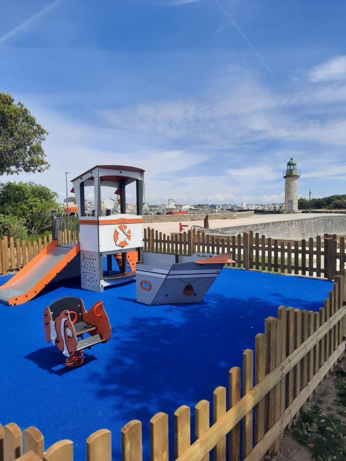 Residence Hotel De La Plage Сен-Жиль-Круа-де-Ви Экстерьер фото